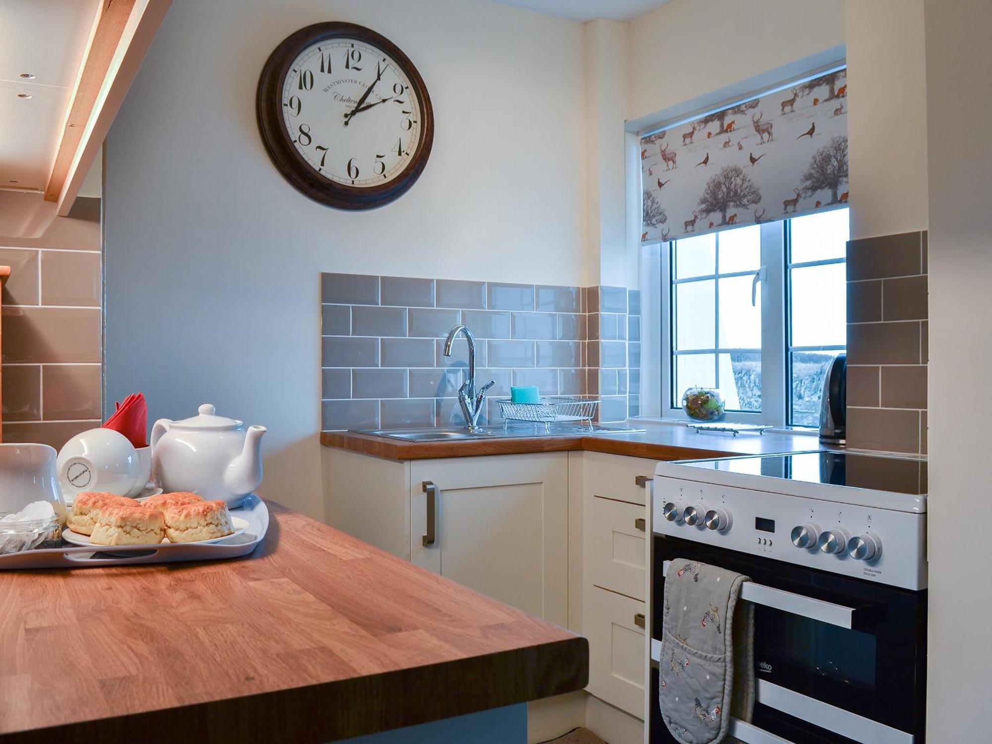 St Cadoc Cottage Saint Merryn Exterior photo